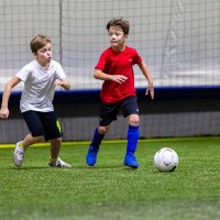 Футбол - это любимая игра всех ребят!