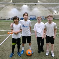 Футбол - это любимая игра всех ребят!